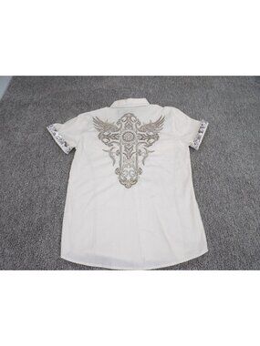 Victorious Men's Medium Khaki Color short Sleeve new with tags